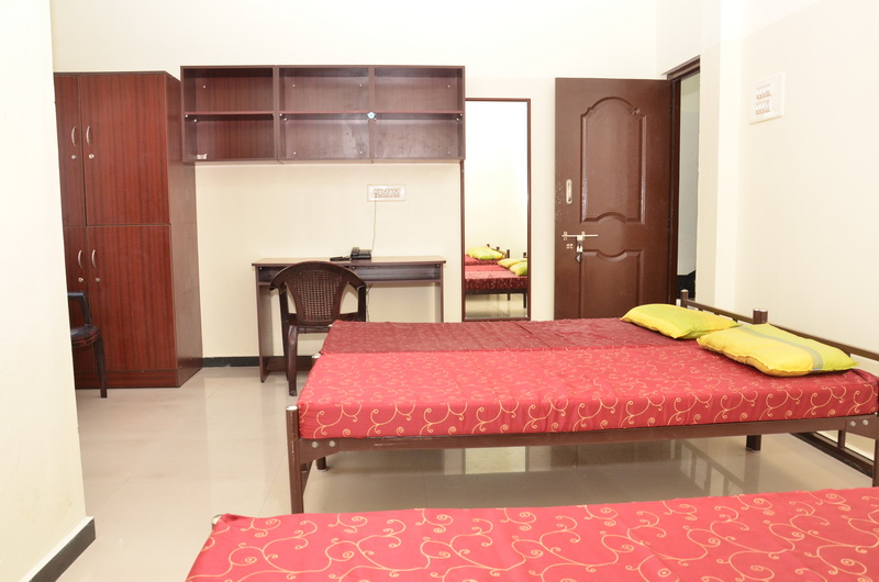 Ladies hostel and paying guest accommodation | Coimbatore | Peelamedu | Hope college | Vrindhavan Nest
