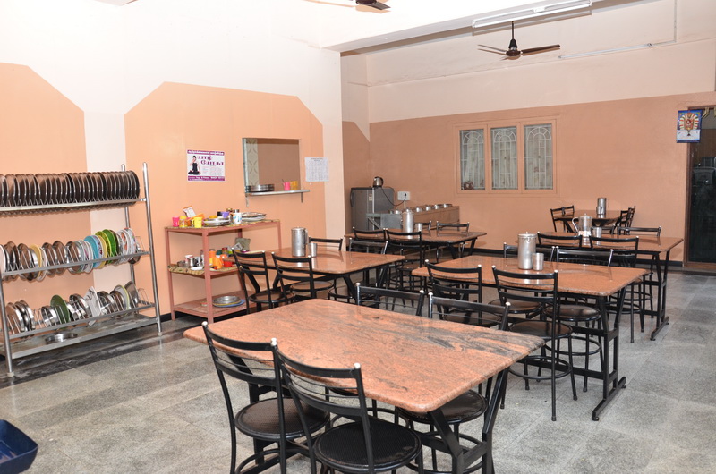 Ladies hostel and paying guest accommodation | Coimbatore | Peelamedu | Hope college | sri krishna ladies hostel
